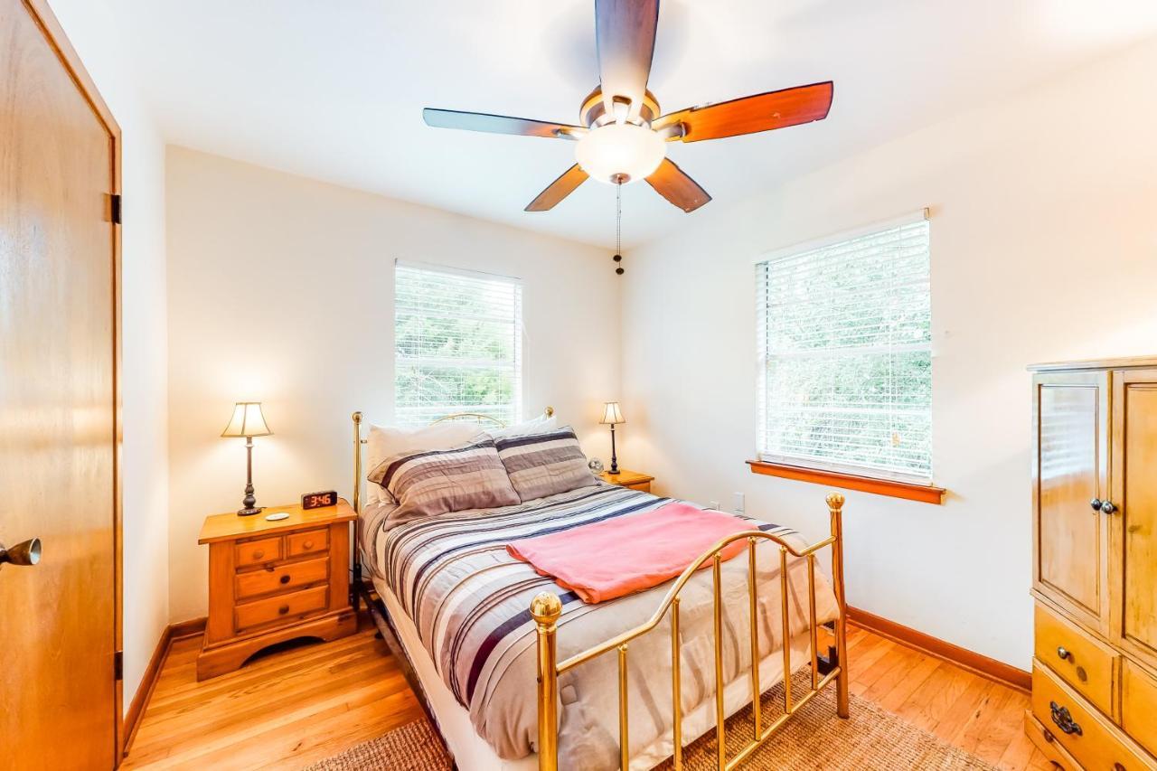Backyard Escape Apartment กาลเวสตัน ภายนอก รูปภาพ