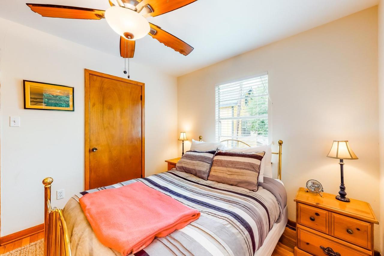 Backyard Escape Apartment กาลเวสตัน ภายนอก รูปภาพ