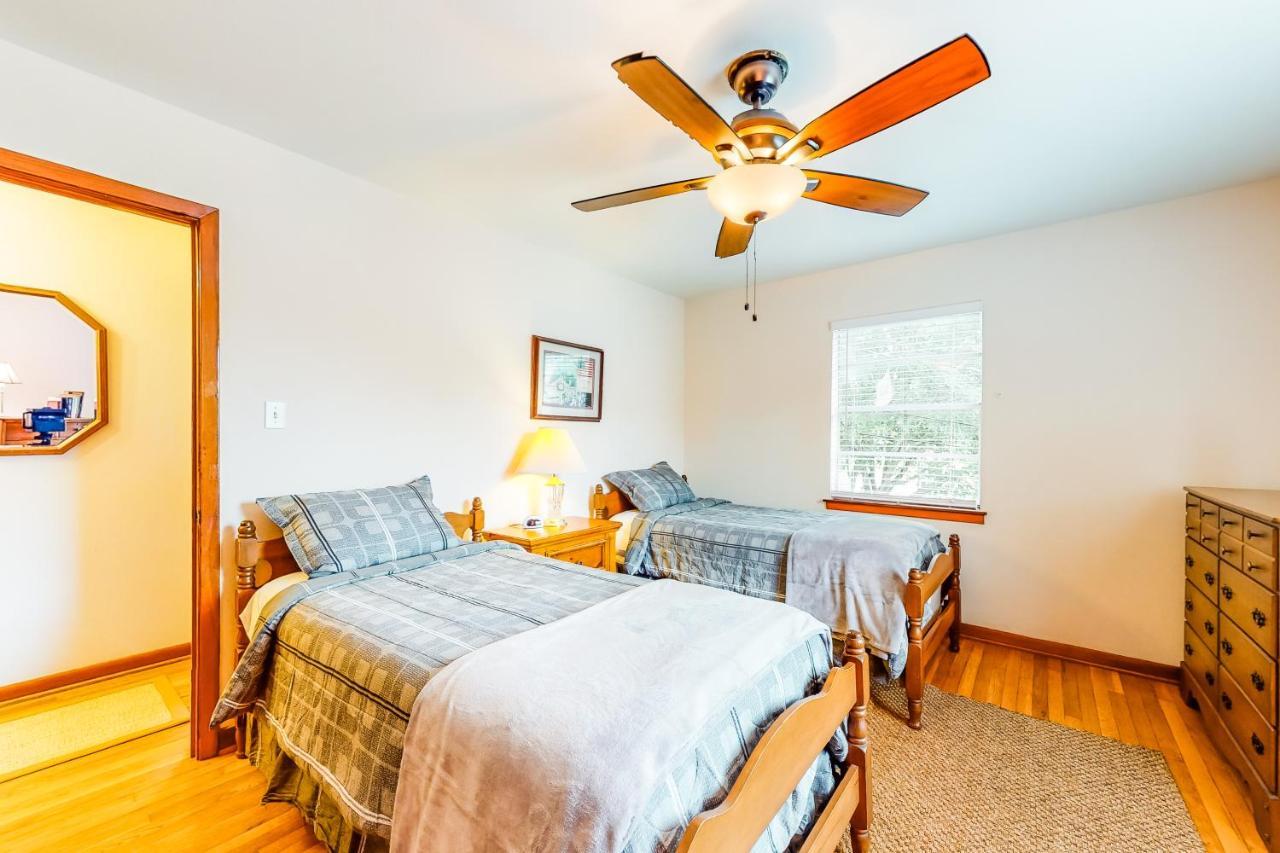 Backyard Escape Apartment กาลเวสตัน ภายนอก รูปภาพ